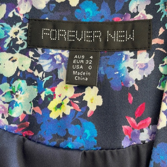 Forever New Blue Multi Floral Padded Blazer - Picture 5 of 6